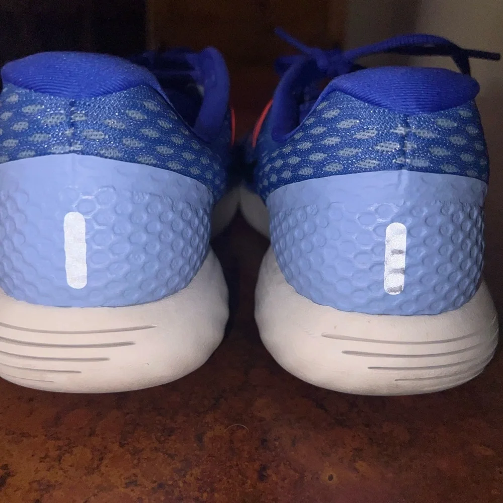 EUC Women’s Nike Lunarglide 8 SIZE 9 Shade Medium Blue/Black/Aluminum/Hot Punch